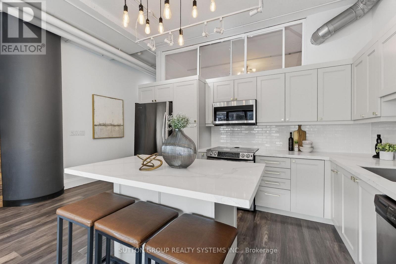 211 - 2 Fieldway Road, Toronto, Ontario  M8Z 0B9 - Photo 13 - W12949170