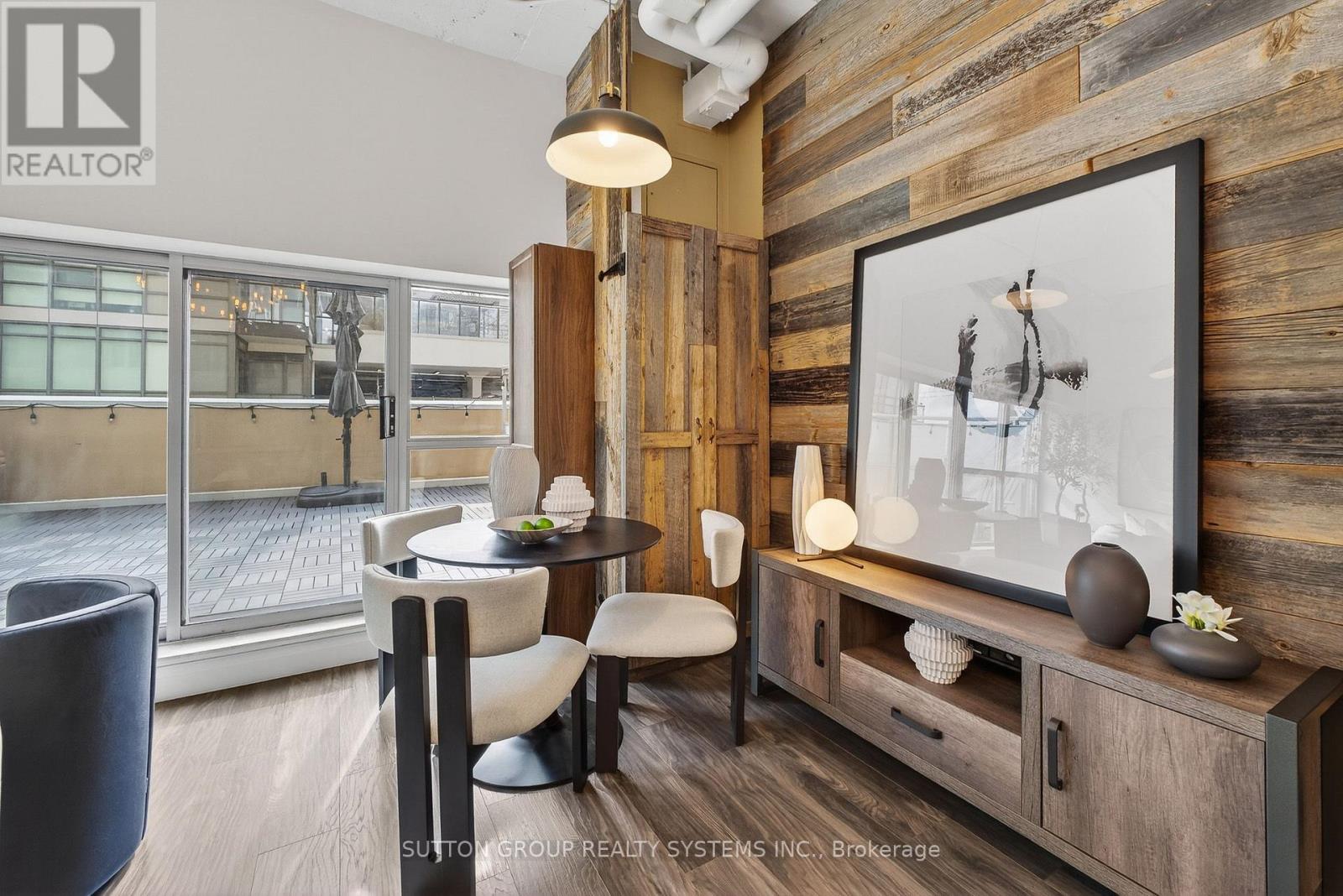 211 - 2 Fieldway Road, Toronto, Ontario  M8Z 0B9 - Photo 14 - W12949170