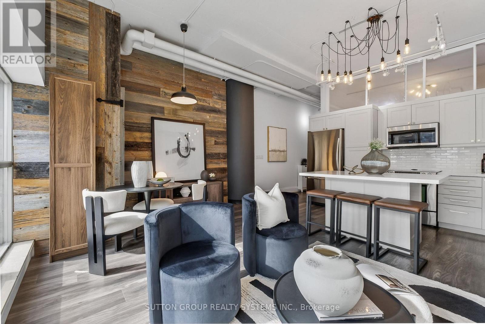 211 - 2 Fieldway Road, Toronto, Ontario  M8Z 0B9 - Photo 19 - W12949170