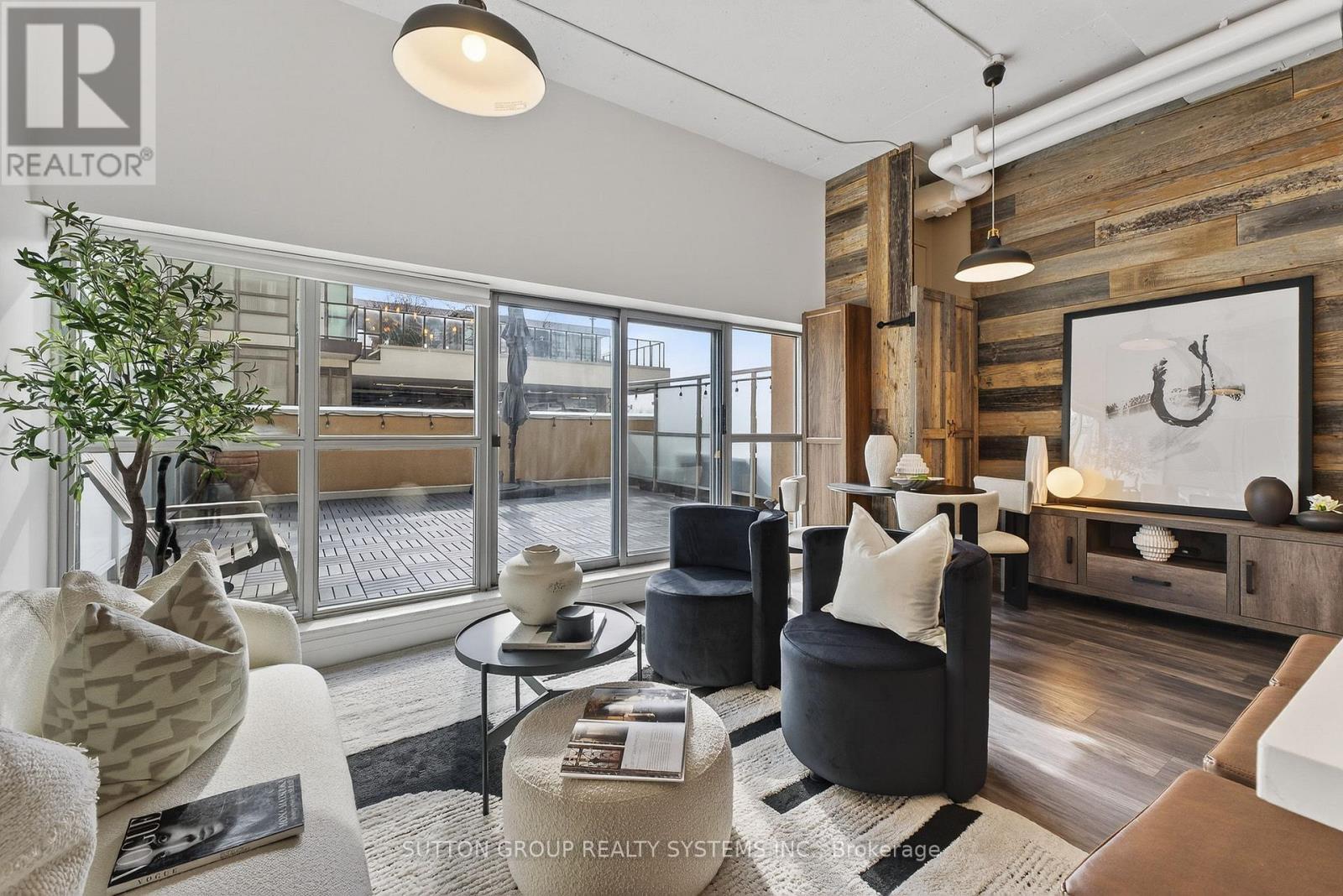 211 - 2 Fieldway Road, Toronto, Ontario  M8Z 0B9 - Photo 21 - W12949170