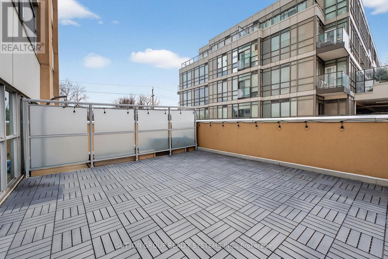 211 - 2 Fieldway Road, Toronto, Ontario  M8Z 0B9 - Photo 28 - W12949170