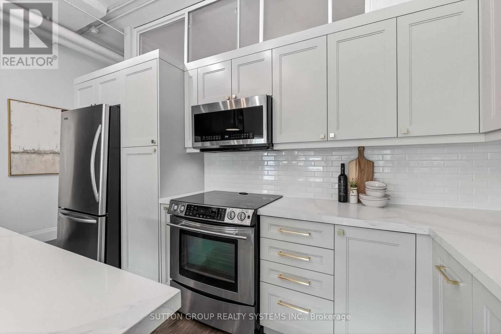 211 - 2 Fieldway Road, Toronto, Ontario  M8Z 0B9 - Photo 9 - W12949170