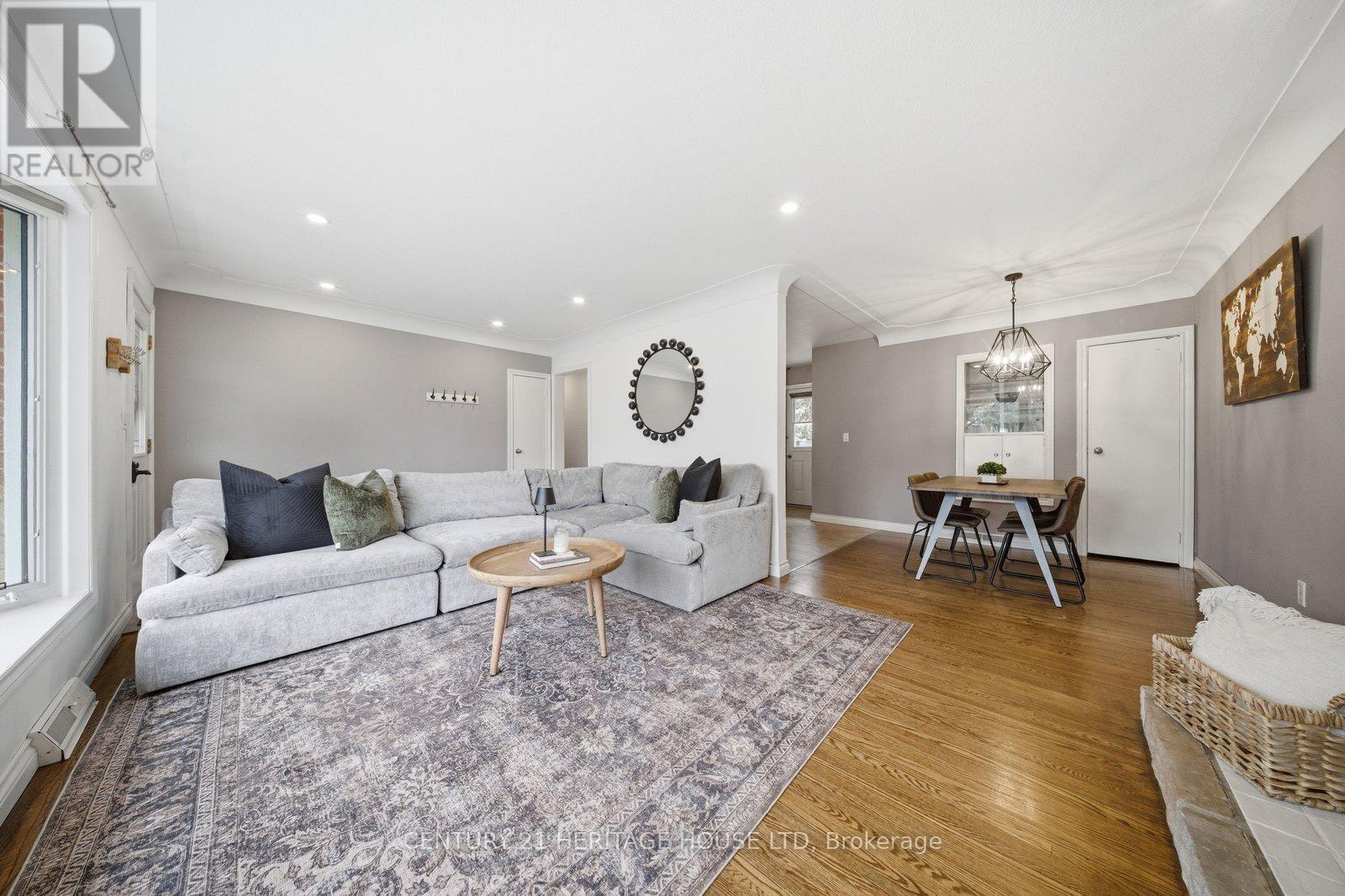 12 Stewart Drive, Brant, Ontario  N0E 1A0 - Photo 8 - X12949146