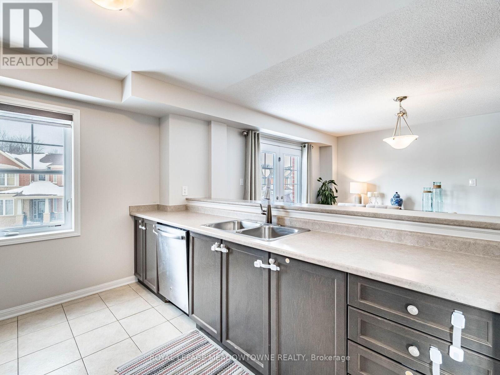 65 Aylesbury Drive, Brampton, Ontario  L7A 0V8 - Photo 27 - W12908920