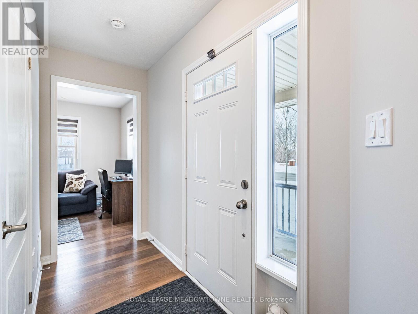 65 Aylesbury Drive, Brampton, Ontario  L7A 0V8 - Photo 11 - W12908920