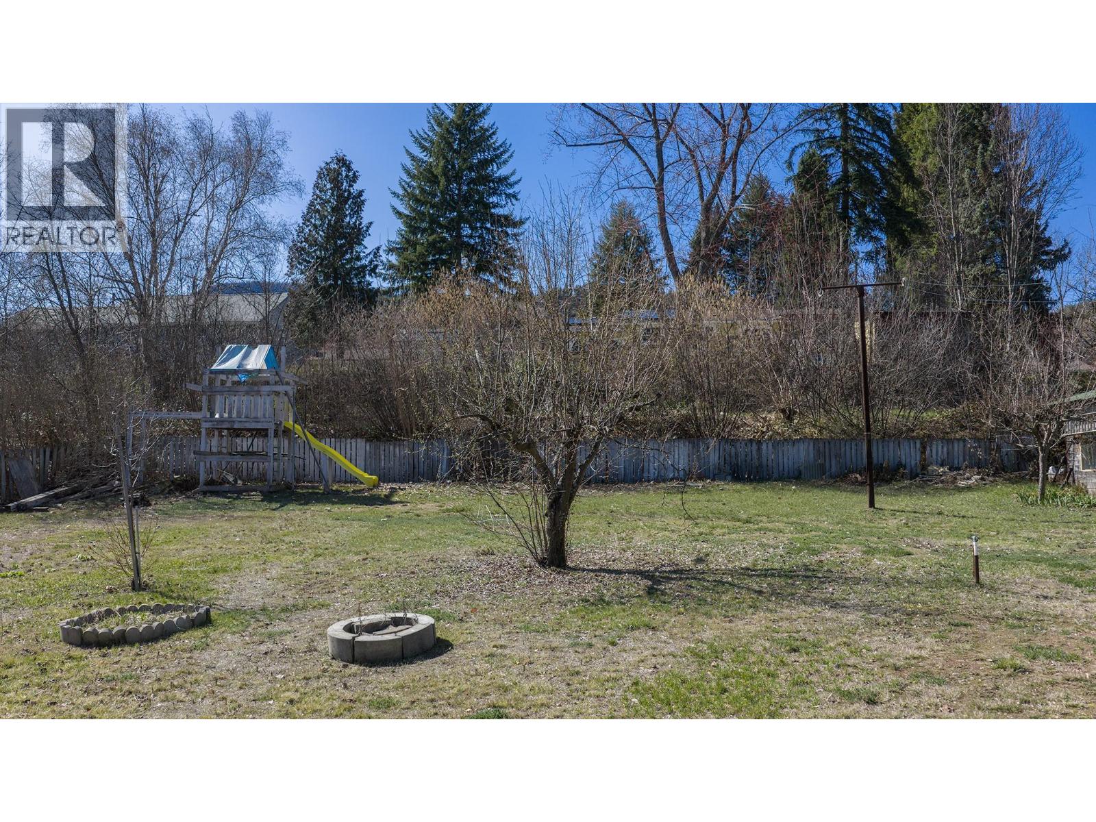 3404 4th Avenue, Castlegar, British Columbia  V1N 2T3 - Photo 34 - 10381823