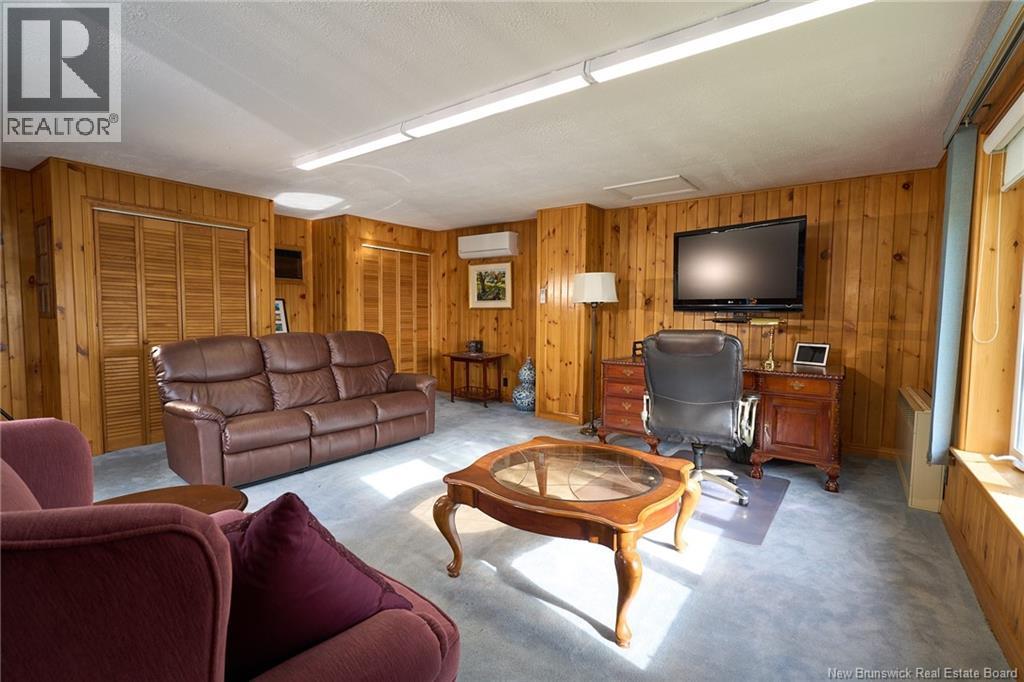 113 Regent Street, Woodstock, New Brunswick  E7M 5Z6 - Photo 29 - NB126531