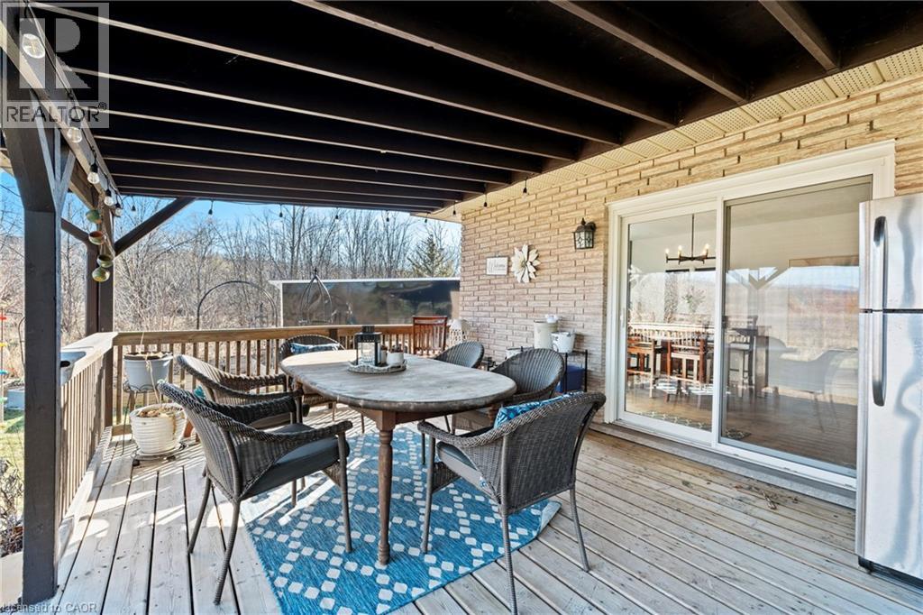 27 Cline Mountain Road S, Grimsby, Ontario  L3M 4B4 - Photo 32 - 40816028