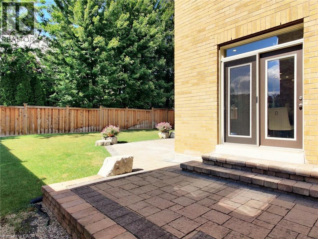 2238 Lyndhurst Drive, Oakville, Ontario  L6H 7V4 - Photo 47 - 40817114