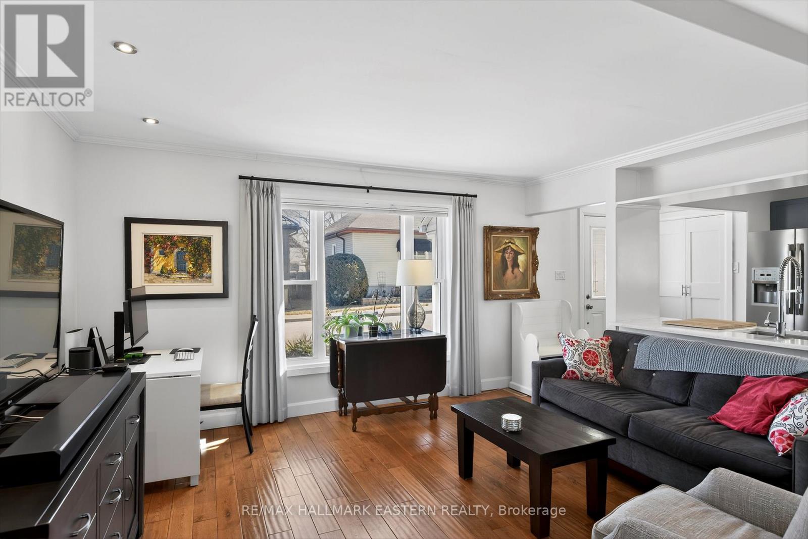 17 Margaret Avenue, Kawartha Lakes, Ontario  K9V 4E4 - Photo 5 - X12949382