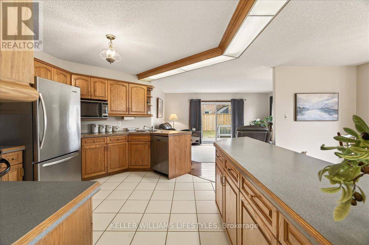 20 Treadwell Street, Aylmer, Ontario  N5H 3B5 - Photo 15 - X12949190