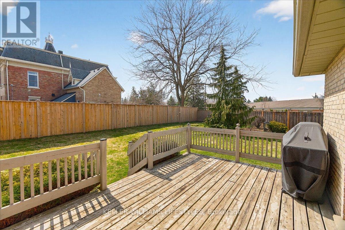 20 Treadwell Street, Aylmer, Ontario  N5H 3B5 - Photo 40 - X12949190