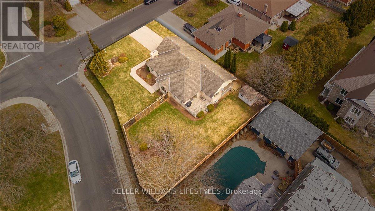 20 Treadwell Street, Aylmer, Ontario  N5H 3B5 - Photo 6 - X12949190