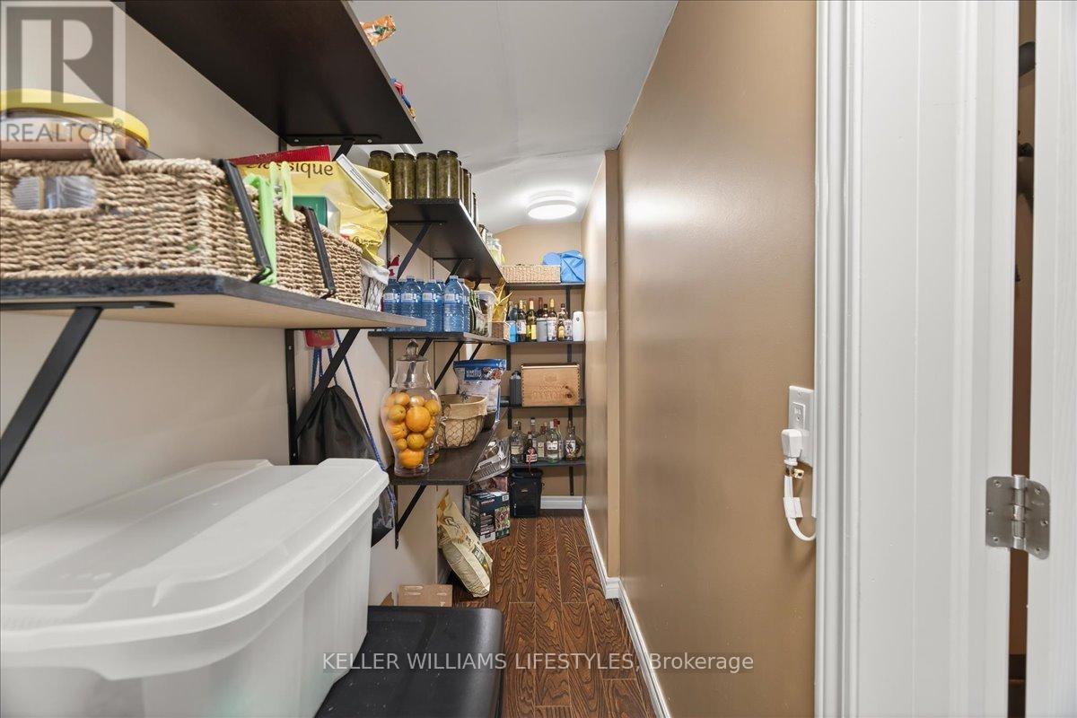 97 Main Street, Southwest Middlesex, Ontario  N0L 1M0 - Photo 25 - X12949192