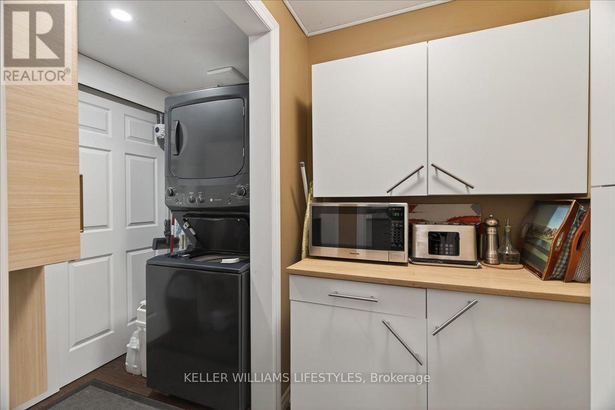 97 Main Street, Southwest Middlesex, Ontario  N0L 1M0 - Photo 31 - X12949192