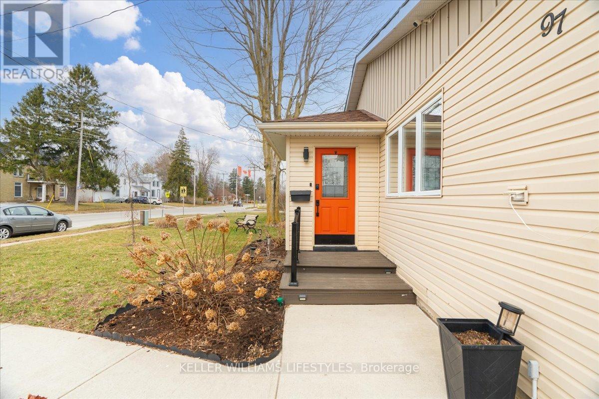 97 Main Street, Southwest Middlesex, Ontario  N0L 1M0 - Photo 4 - X12949192