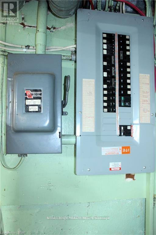 1517 Gloucester Road, London North, Ontario  N6H 2S5 - Photo 17 - X12949336