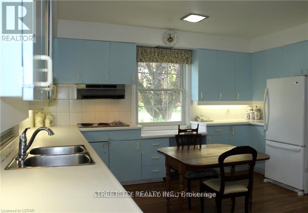 1517 Gloucester Road, London North, Ontario  N6H 2S5 - Photo 9 - X12949336