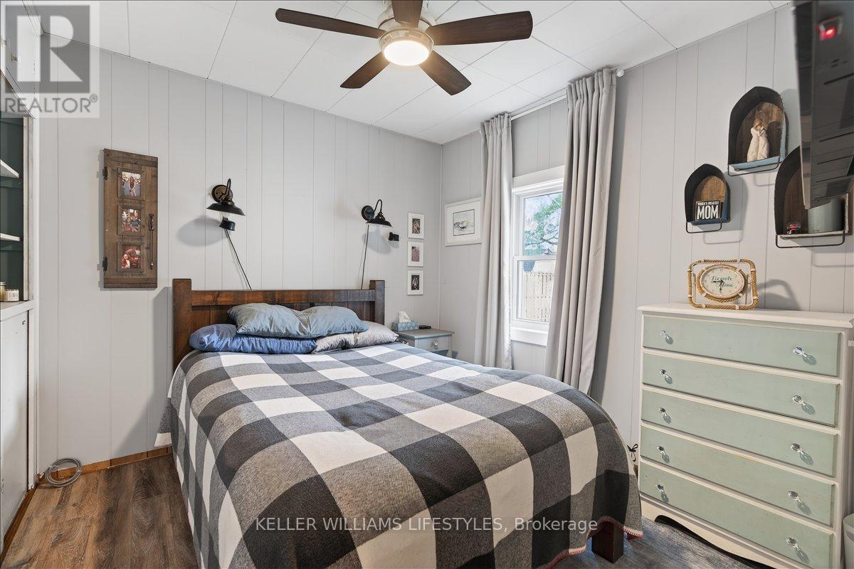 7551 Riverside Drive, Lambton Shores, Ontario  N0M 2L0 - Photo 16 - X12949364