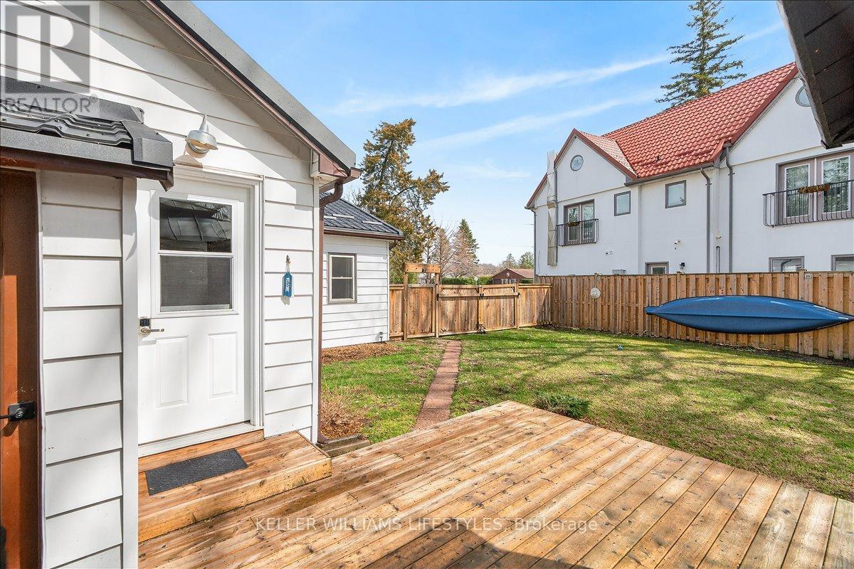 7551 Riverside Drive, Lambton Shores, Ontario  N0M 2L0 - Photo 27 - X12949364