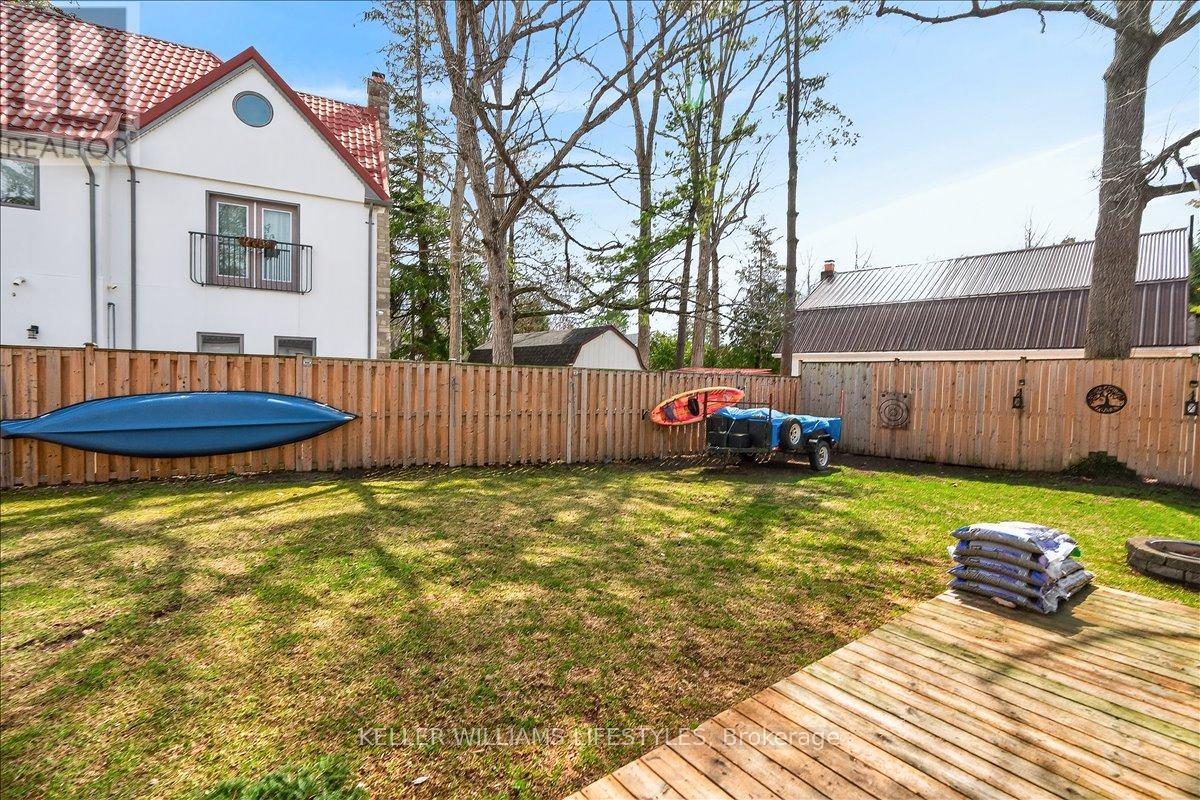 7551 Riverside Drive, Lambton Shores, Ontario  N0M 2L0 - Photo 28 - X12949364