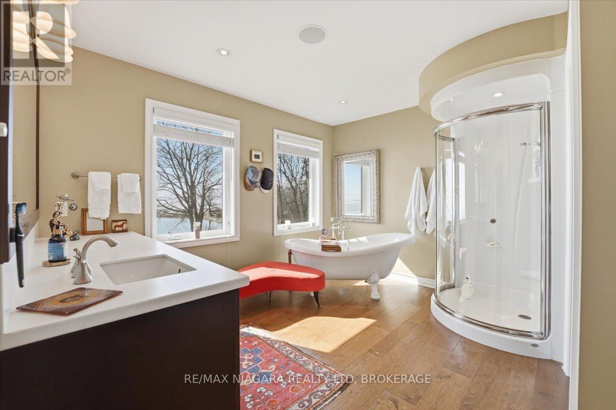 3585 Yacht Harbour Road, Fort Erie, Ontario  L0S 1N0 - Photo 31 - X12949060