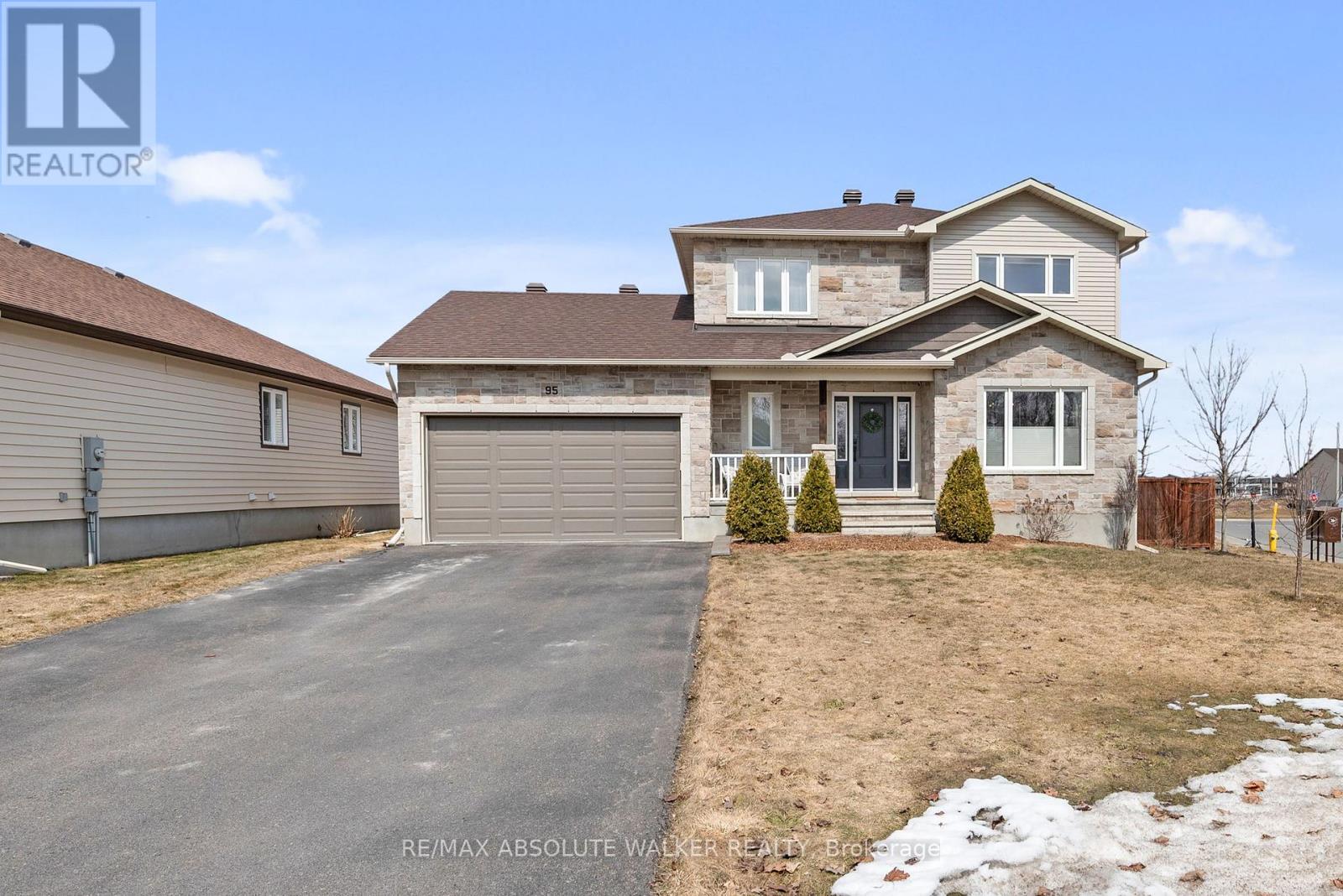 95 SETTLEMENT LANE, Russell, Ontario