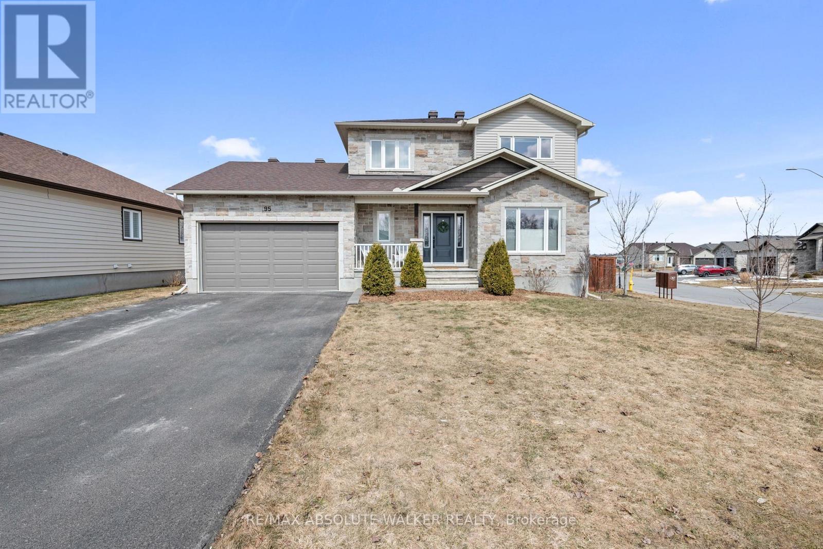 95 Settlement Lane, Russell, Ontario  K4R 0A4 - Photo 3 - X12949204