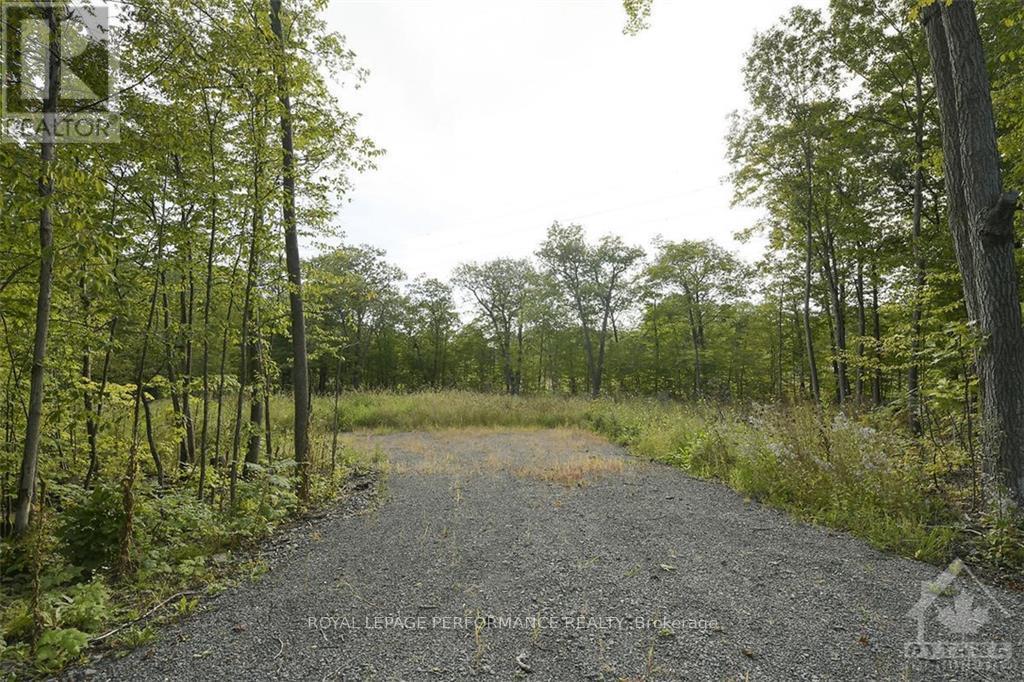 1310 Cumberland Ridge Drive, Ottawa, Ontario  K4C 1E1 - Photo 24 - X12949310