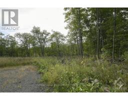 1310 CUMBERLAND RIDGE DRIVE, Ottawa, Ontario