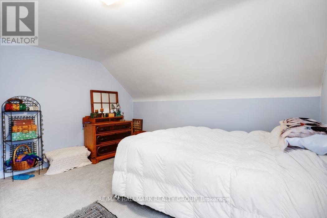 324 Blake Boulevard, Ottawa, Ontario  K1L 6L5 - Photo 17 - X12949372