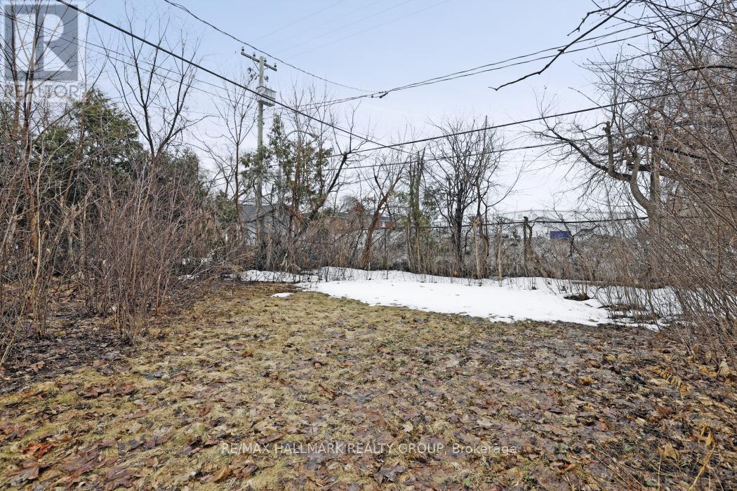 324 Blake Boulevard, Ottawa, Ontario  K1L 6L5 - Photo 26 - X12949372