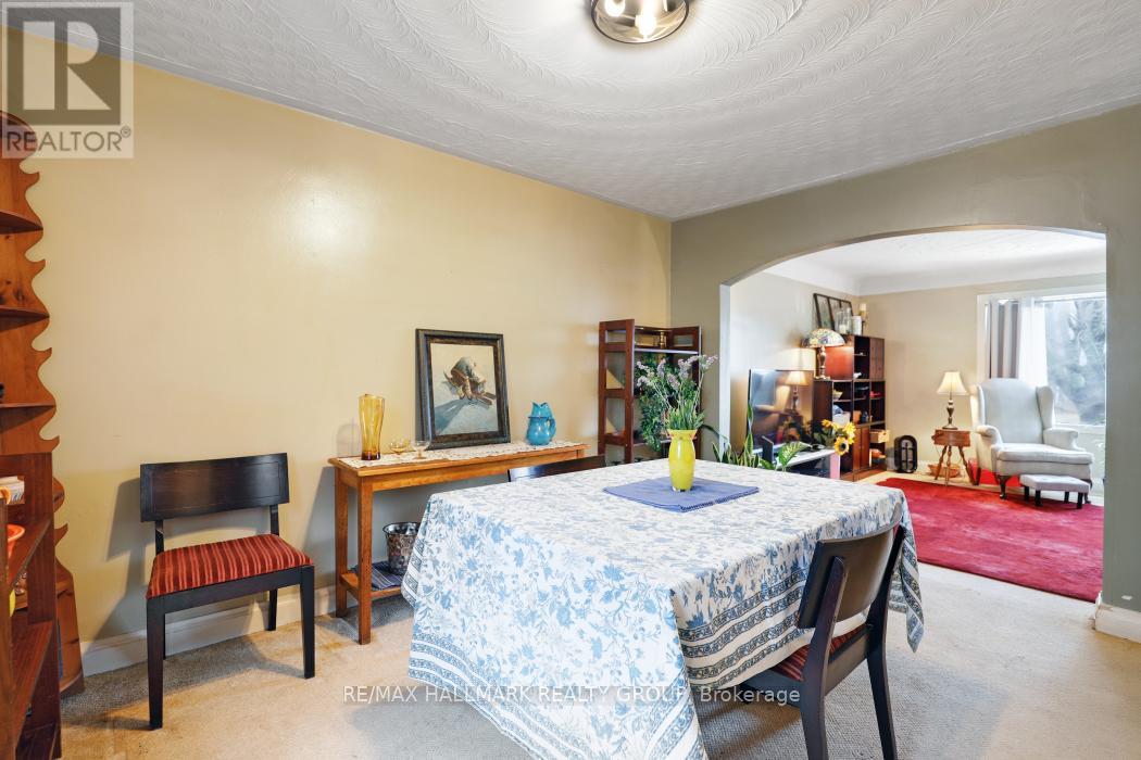 324 Blake Boulevard, Ottawa, Ontario  K1L 6L5 - Photo 9 - X12949372