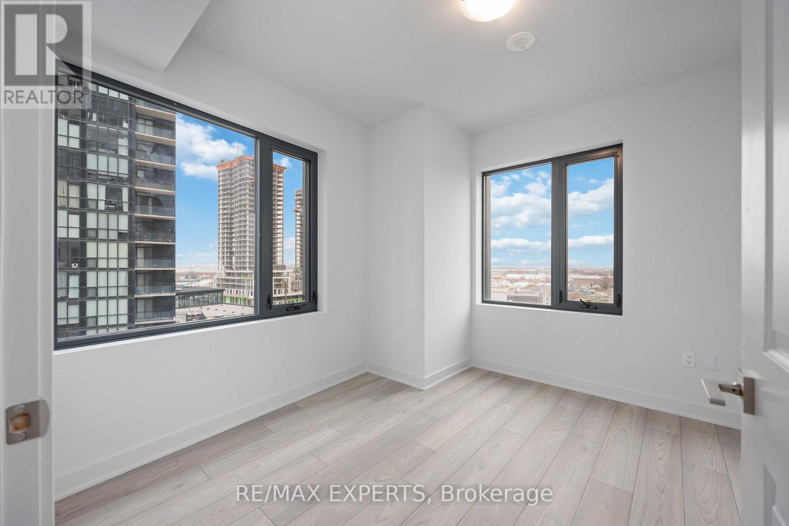 1107 - 2920 Highway 7 Road, Vaughan, Ontario  L4K 0P4 - Photo 17 - N12896978