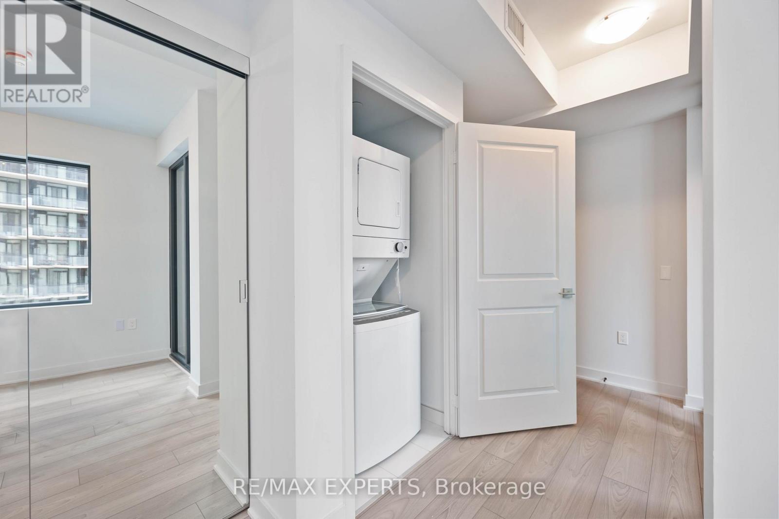 1107 - 2920 Highway 7 Road, Vaughan, Ontario  L4K 0P4 - Photo 6 - N12896978