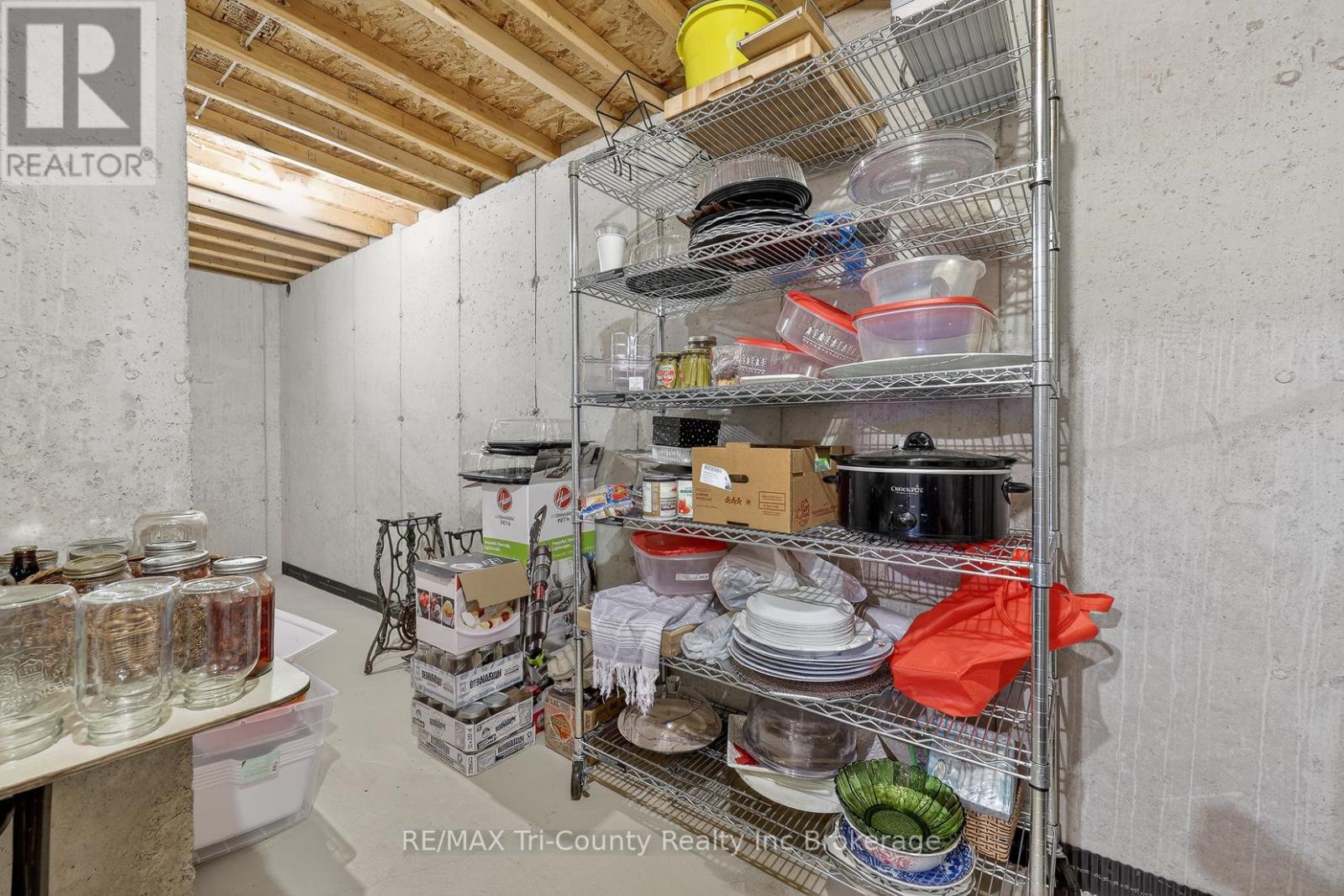 68 Colin Avenue, Tillsonburg, Ontario  N4G 0E5 - Photo 32 - X12949306