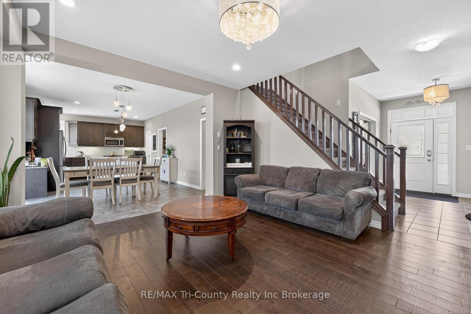 68 Colin Avenue, Tillsonburg, Ontario  N4G 0E5 - Photo 9 - X12949306