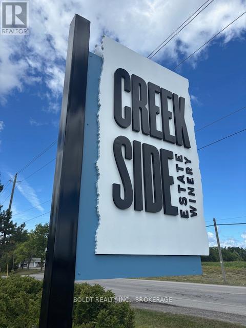 52 Scott Street W, St. Catharines, Ontario  L2R 1E1 - Photo 19 - X12949224