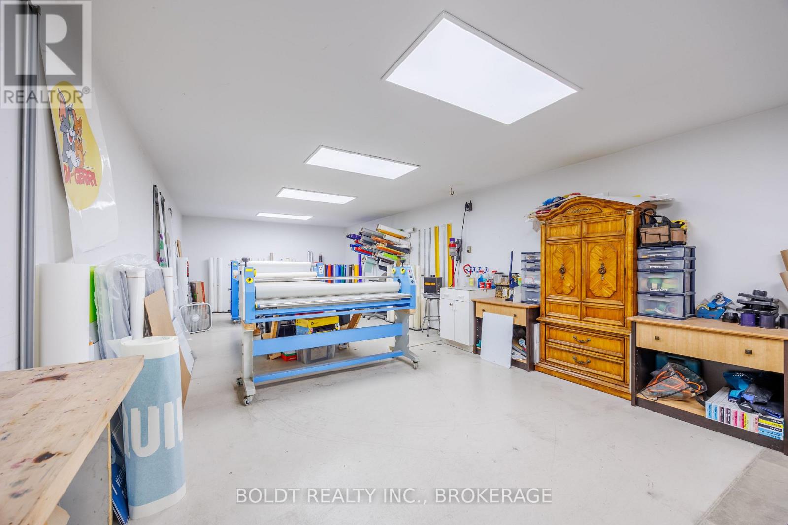 52 Scott Street W, St. Catharines, Ontario  L2R 1E1 - Photo 7 - X12949224