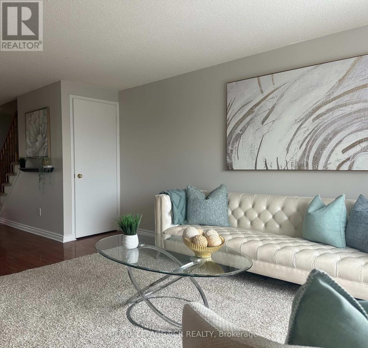 120 Lakeview Court, Orangeville, Ontario  L9W 4P3 - Photo 8 - W12854682