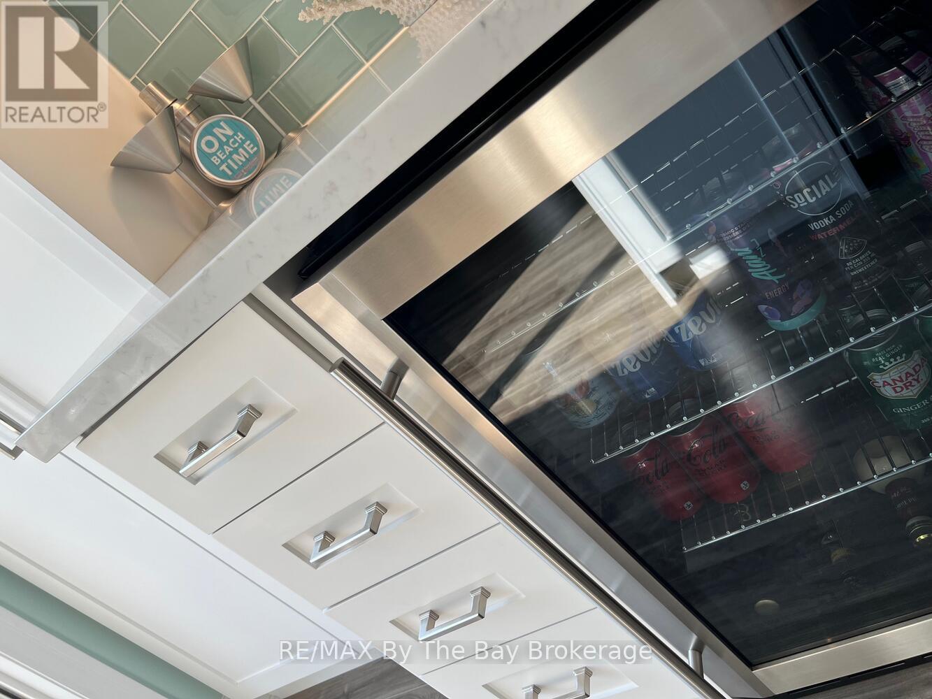 121 45th Street N, Wasaga Beach, Ontario  L9Z 1Z4 - Photo 9 - S12949380