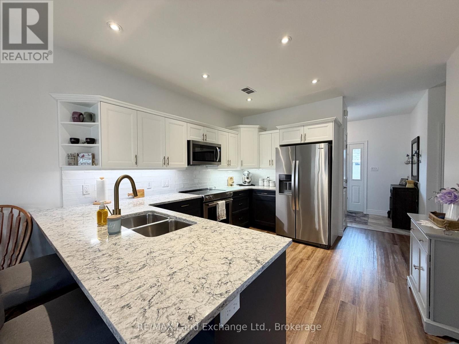 30 - 1050 Waterloo Street, Saugeen Shores, Ontario  N0H 2C3 - Photo 17 - X12949218