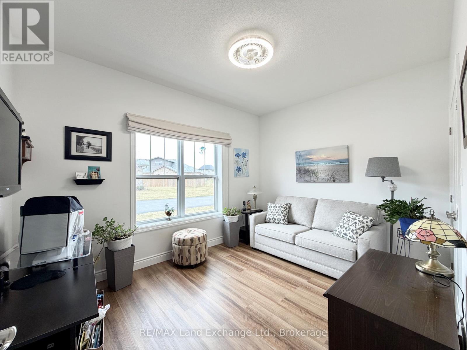 30 - 1050 Waterloo Street, Saugeen Shores, Ontario  N0H 2C3 - Photo 5 - X12949218