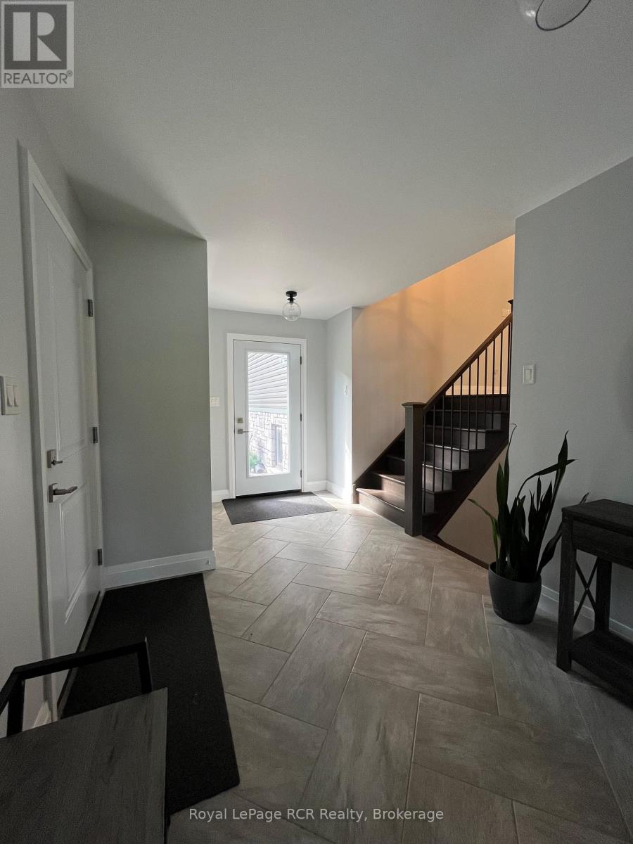 52 Birch Street, South Bruce Peninsula, Ontario  N0H 2G0 - Photo 5 - X12949238