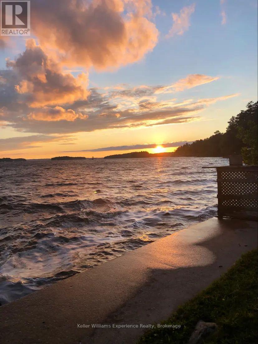 1006 BOWYERS BEACH ROAD, Bracebridge, Ontario