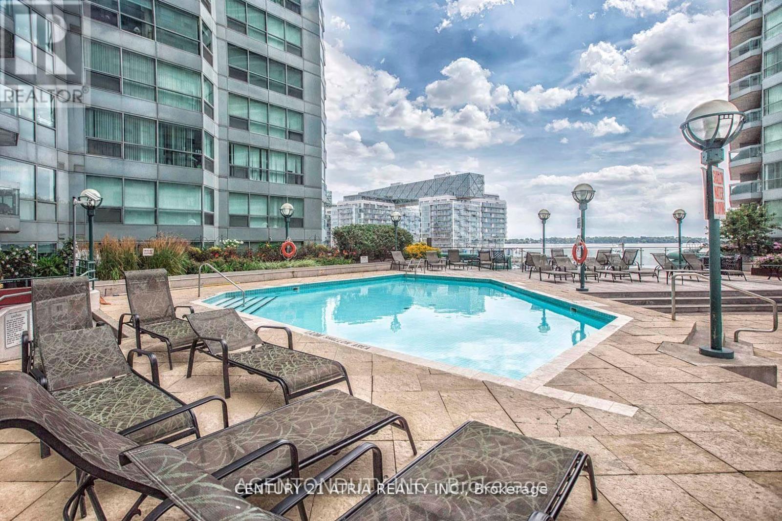 1902 - 10 Queens Quay W, Toronto, Ontario  M5J 2R9 - Photo 20 - C12949248