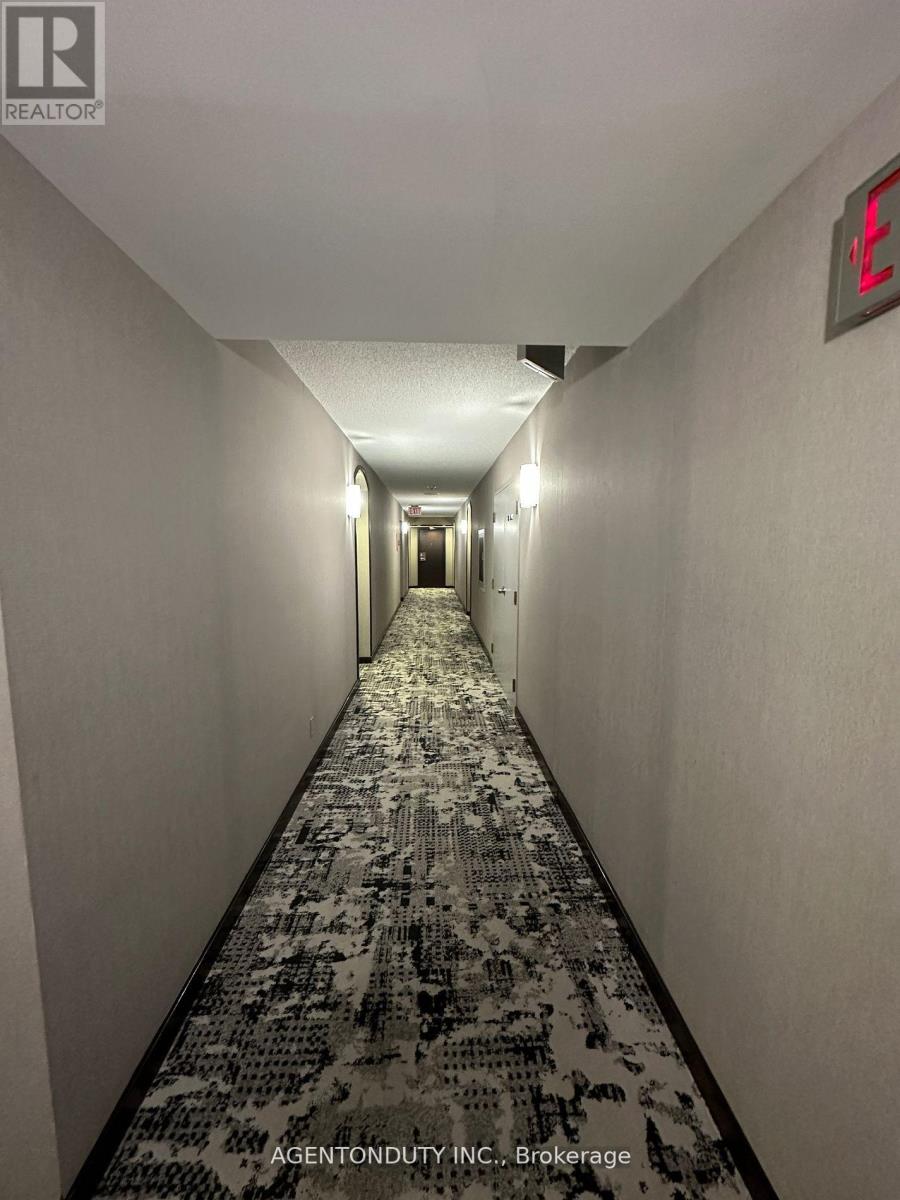 1902 - 10 Queens Quay W, Toronto, Ontario  M5J 2R9 - Photo 23 - C12949248