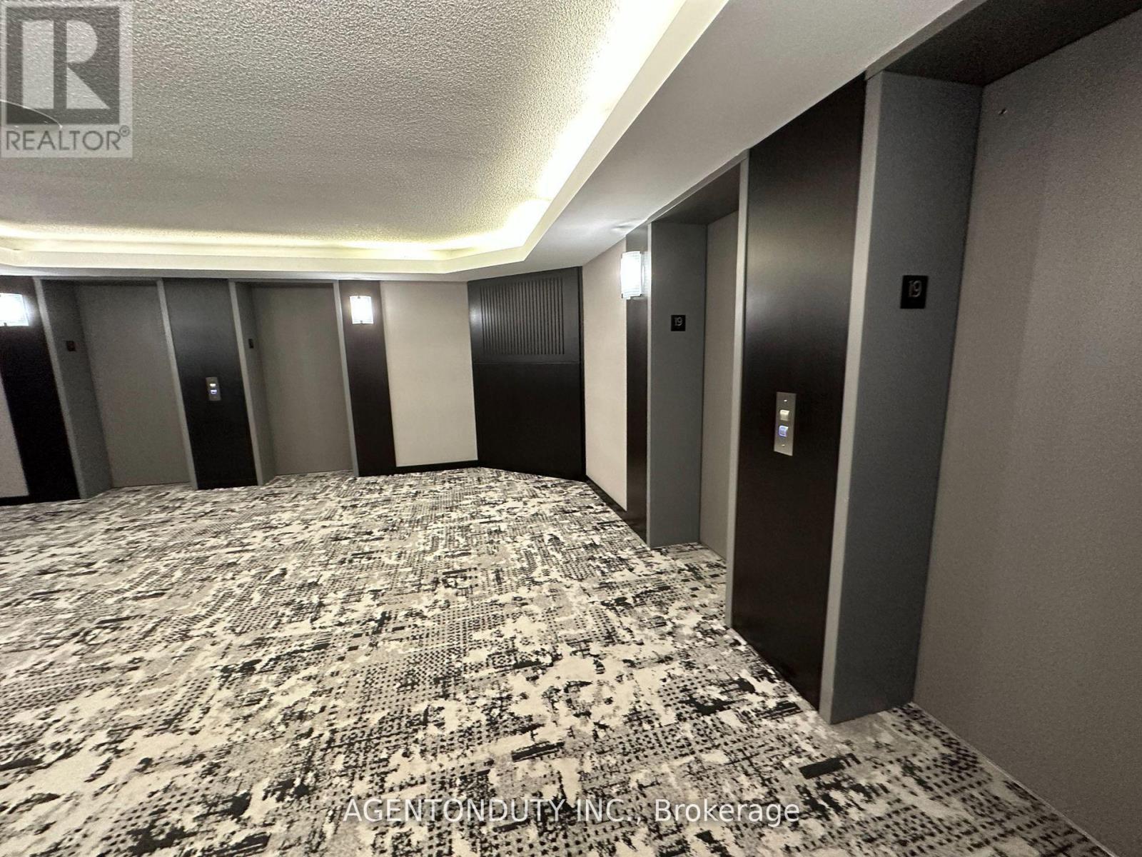 1902 - 10 Queens Quay W, Toronto, Ontario  M5J 2R9 - Photo 24 - C12949248