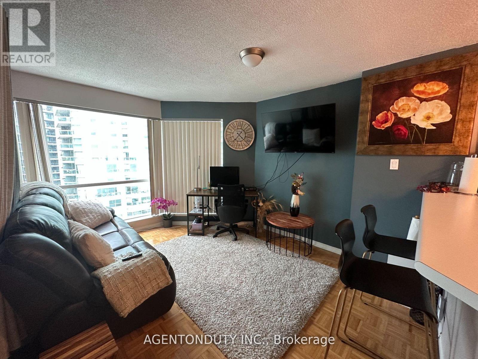 1902 - 10 Queens Quay W, Toronto, Ontario  M5J 2R9 - Photo 3 - C12949248