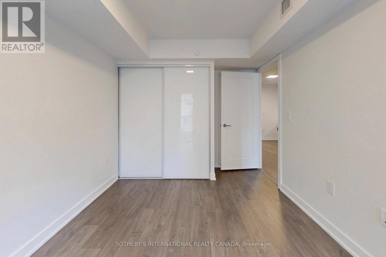 713 - 50 Mccaul Street, Toronto, Ontario  M5T 0B6 - Photo 19 - C12949268